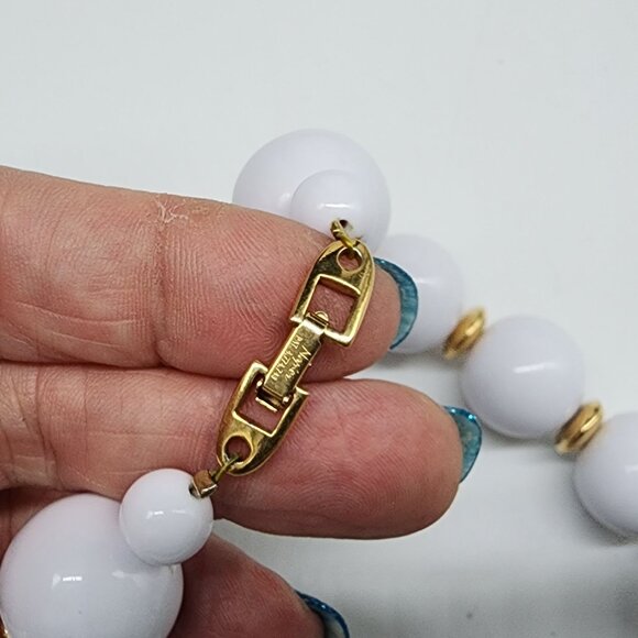 Vintage Napier White Bead Necklace With Gold Tone Spacers 9" - Picture 8 of 8